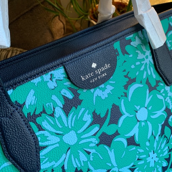 Authentic KATE SPADE leather Floral zip top tote Limited Edition - Picture 5 of 9
